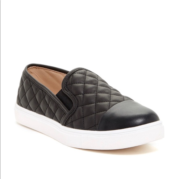 Steve Madden Shoes - !!!NEW!!! Steve Madden sneakers